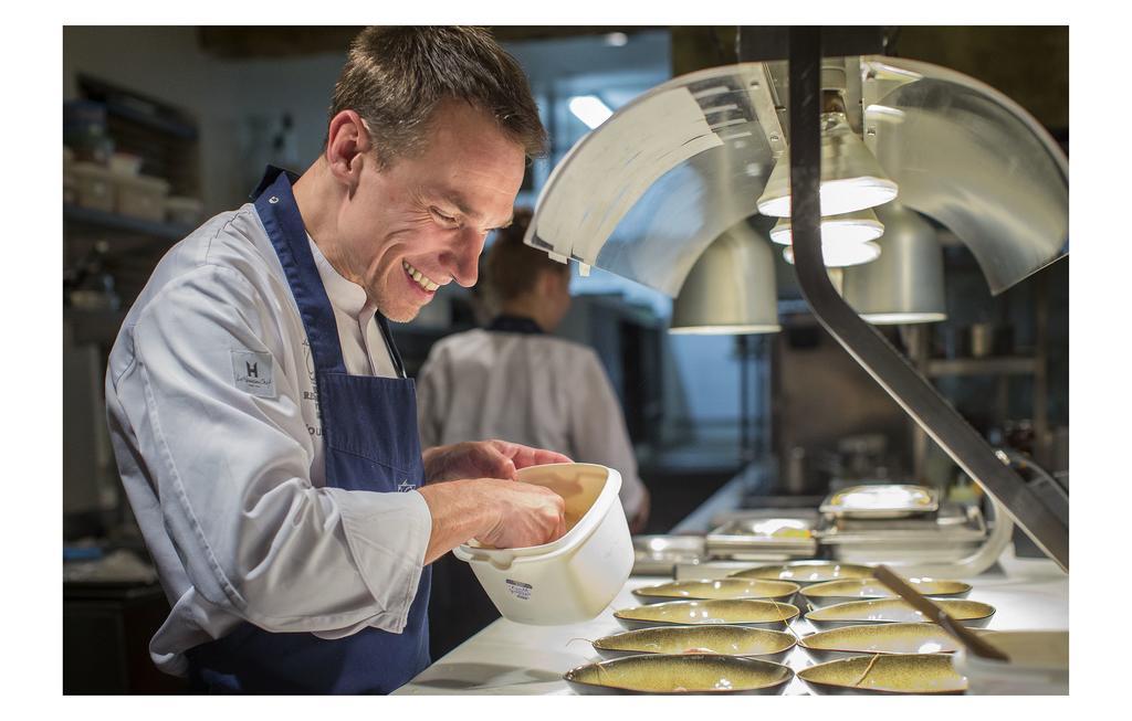 Hotel Restaurant Vous Le Vous ハッセルト エクステリア 写真
