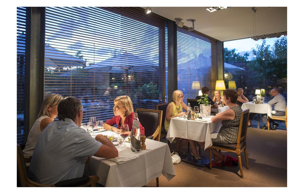 Hotel Restaurant Vous Le Vous ハッセルト エクステリア 写真